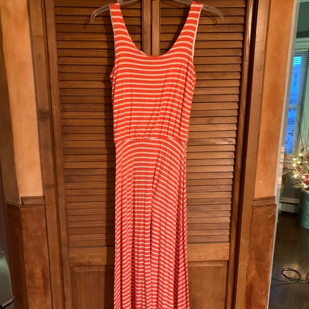 Renee maxi length stretchy orange/white tank knit striped dress M